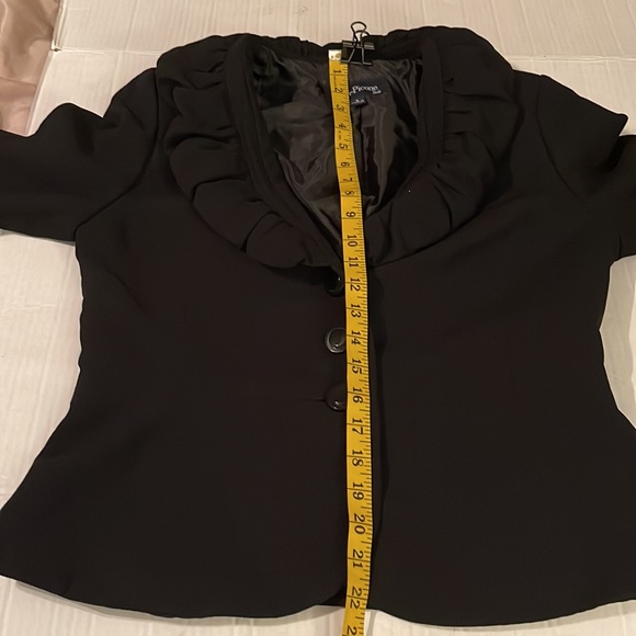 ⏳♻️ Evan Picone Suit Black Ruffle Blazer size 8 - Picture 9 of 9